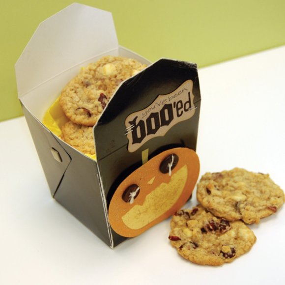 Quickutz We R Memory Keepers 4x4 inches Halloween dies bundle - Picture 6 of 9